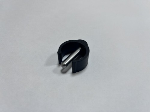 SYI - Pipe clamp fixation